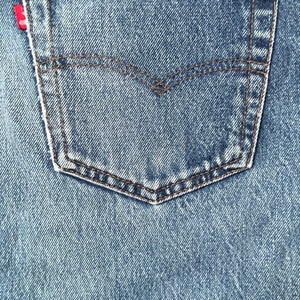 VINTAGE 80s Levis 501 Rare Blank Red Tab Denim Jeans Custom Tapered Non Selvedge Made in USA image 4