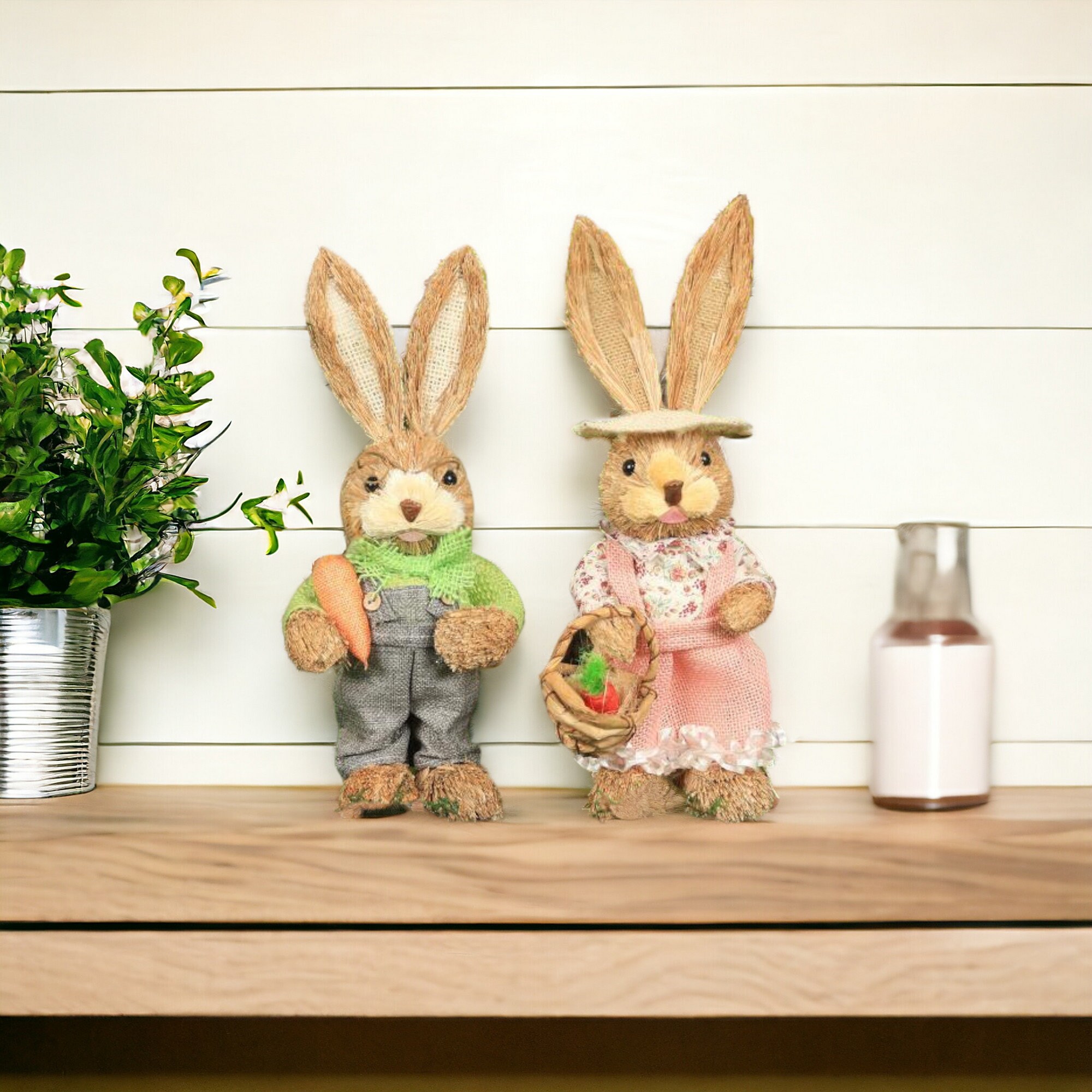 Cute Nordic Rabbit Couples Straw Decorations, Handmade Straw Animal ...