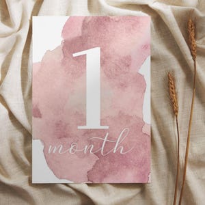 Cartes d'étape mensuelles imprimables pour bébé | Aquarelle rose | Accessoire photo neutre pour bébé | Souvenir nouveau-né | Cadeau baby shower | PDF