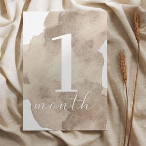 Cartes d'étape mensuelles imprimables pour bébé | Aquarelle | Accessoire photo neutre pour bébé | Souvenir nouveau-né | Cadeau baby shower | PDF instantané