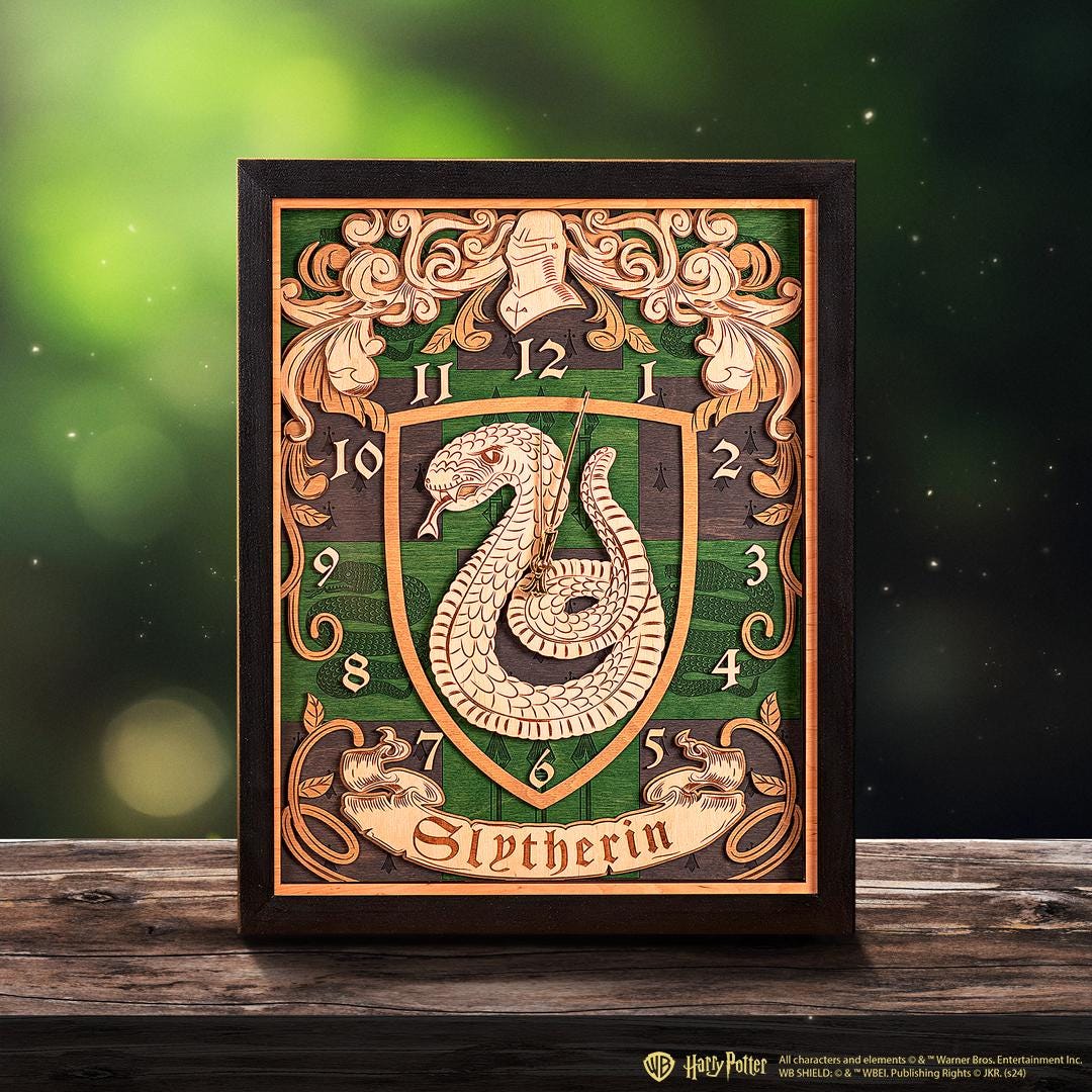 SLYTHERIN 3D WALL CLOCK, Hogwarts, Harry Potter, Hogwarts Houses