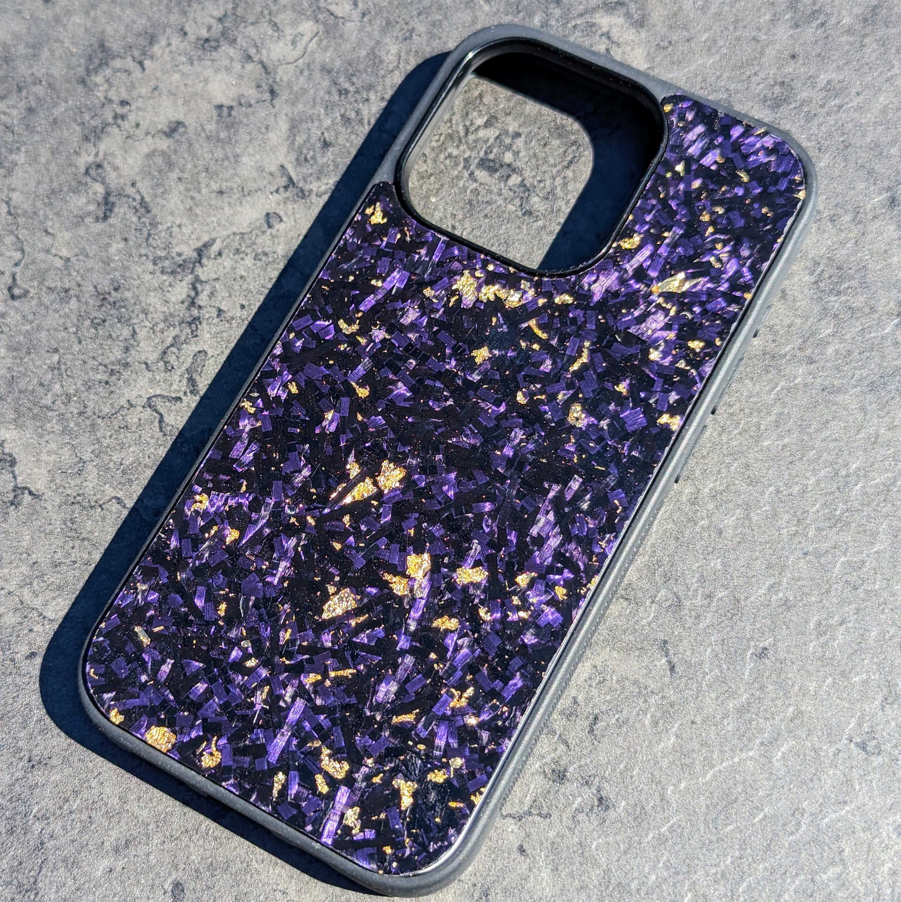Bpoeee Carbon Fiber Handyhülle Für IPhone – Geschmiedetes Carbon, Magnetisch, Stoßfest (Farbe: Lila, IPhone 15)