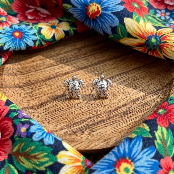 Tiny Turtle Earrings, Silver Studs, Everyday Jewe… - image 4