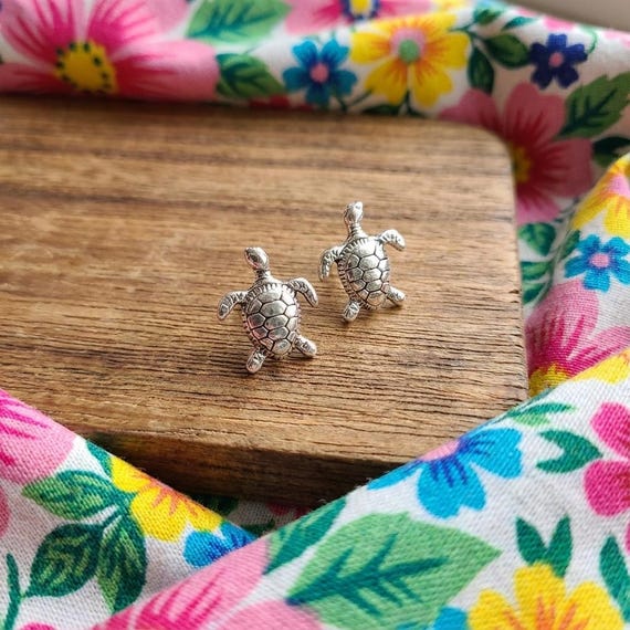 Tiny Turtle Earrings, Silver Studs, Everyday Jewe… - image 2