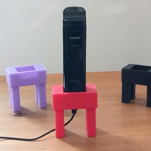 Tabletop Style Vape Holder With Underneath Charger Slot For Square Devices, Vape Stand