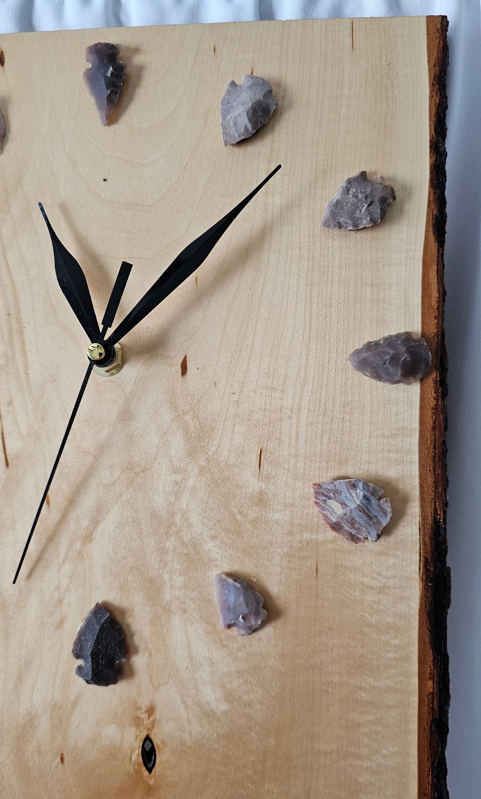 Basswood Agate Arrowhead Clock: Rustic Natural Wood, Handmade. - Etsy