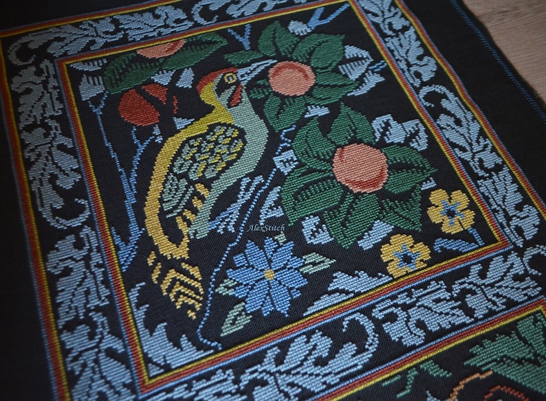 The Art of William Morris in Cross Stitch barbara Hammet English