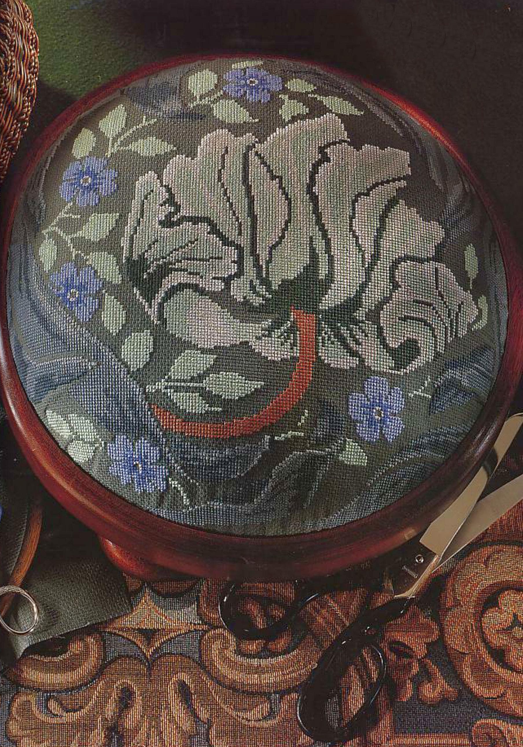 William Morris Narzissen Kreuzstich-Muster – Chart Für 14 Count Stoff, 196x196 Stiche, Fertig 35,6x35,6 Cm