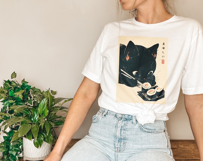 Sushi Cat T-Shirt "Oishii", Cat Lover Gift, Kawaii Shirt, Anime Cat T-Shirt, Japanese Shirt, Foodies Shirt, Oishii Cat