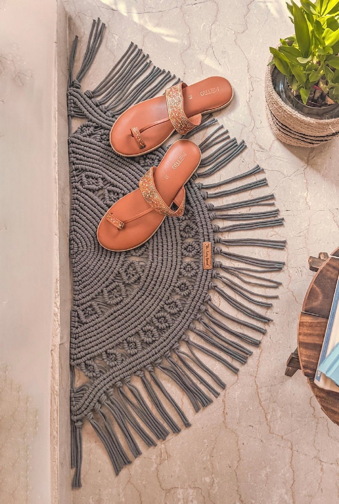 Indoor/outdoor Macrame Crescent Rug - Etsy