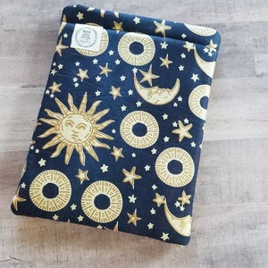 Padded Kindle Sleeve - Book and E-Reader/Tablet Sleeve - Protective Padded Cover - 90s Vibe Celestial