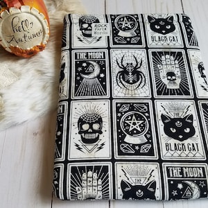Padded Kindle Sleeve - Book and E-Reader/Tablet Sleeve - Protective Padded Cover - Dark Magic, Spell Cards, Halloween, Gothic, Tarot