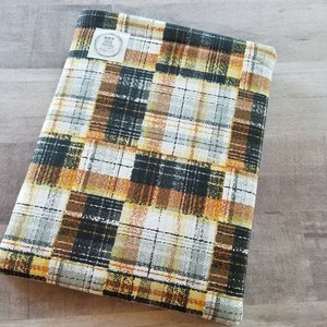 Padded Kindle Sleeve - Book and E-Reader/Tablet Sleeve - Protective Padded Cover - Retro Couch