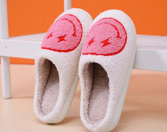 nike smiley face sandals