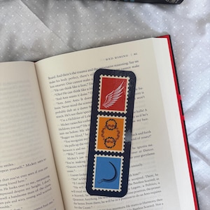 Red Rising Bookmark - Pierce Brown Bookmark - Red Rising Fan Gift - Book Lover Bookmark - Bookish Merchandise