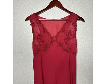 Vintage Womans Nightgown Slip Dress Private Luxuries Red Embroidered Rose Floral