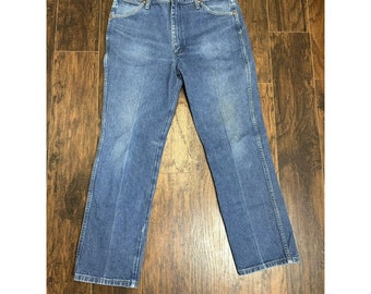 Vintage Wrangler Jeans Mens 38x31 Blue Denim Cowboy Cut 936DEN Western Cowboy