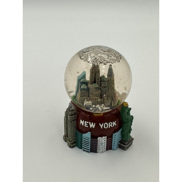 Mini New York NY Snow Globe 2.5 Inches Empire state I Heart New York Globes