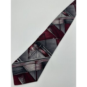 JT Beckett Red Gray Abstract Stripes VTG Designer Ties Silk Mens Necktie Classic