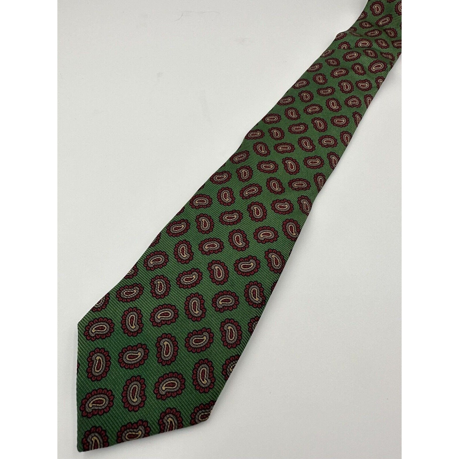 Neiman Marcus Tie Classic Ties for Men for sale | eBay Neiman Marcus Tie All Silk Red/Green main image 2