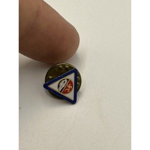 RARE Vintage Boy Scouts 60&#39;s-70&#39;s Runner Torch Lapel Pin Tac Jacket Coat Bag