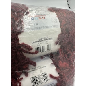 2x Red Heart Boutique Fizzle &quot;Cranberries&quot; Knitting Yarn 3.5 Oz. 15 Yards LW3428