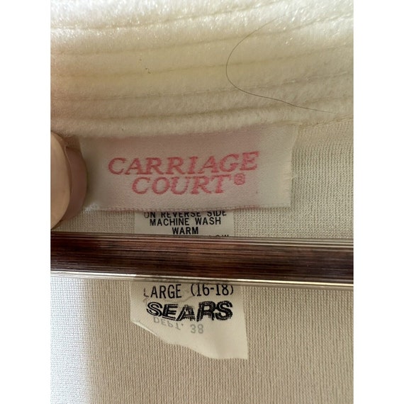 RARE Vintage Robe Carriage Court Womens White Rob… - image 5