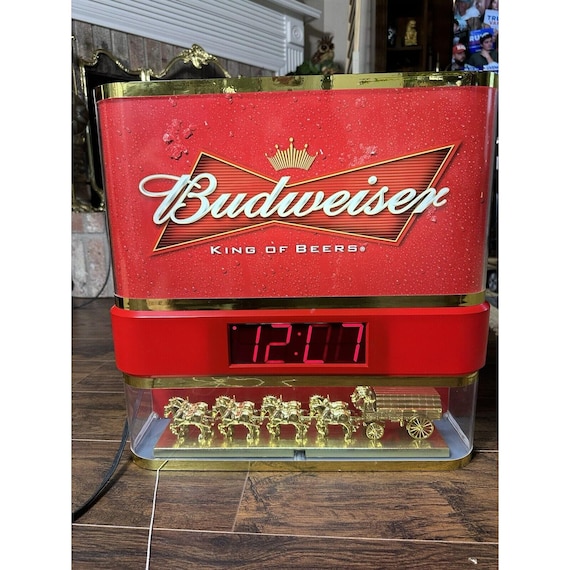 RARE Budweiser King of Beers Digital Wall Clock Bar Sign