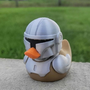 Mando Duck Figure: Star Wars Inspired Jeep & Collector's Item zdjęcie 7