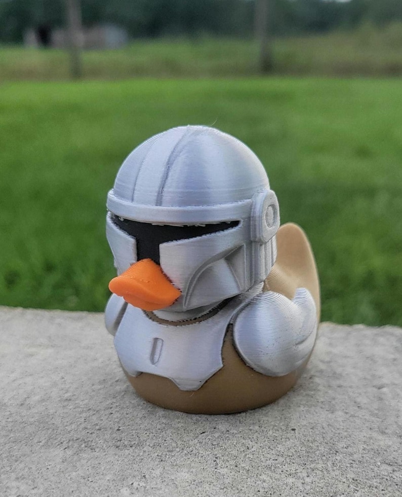 Mando Duck Figure: Star Wars Inspired Jeep & Collector's Item zdjęcie 7