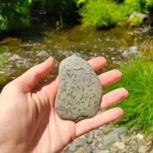 Flat River Stone - Natural Flat stones - Portuguese River Rock - Healing Stone - Meditation Stone -Fairy Stone- Witches Stone - River Rock