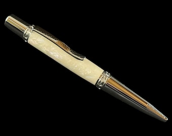 Perłowy opal | Polerowany chromowany długopis Glasgow | Wyprodukowano w Kolorado
