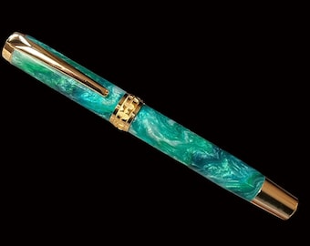 Highlander “St. Croix” | Gold Fountain Pen | Handcrafted In Colorado | The Perfect Gift