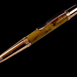Exotische handgedraaide Glasgow-balpen 'figured kamfer' - perfect als vaderdagcadeau
