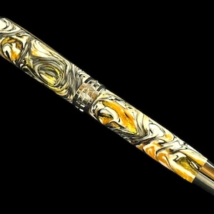 Pluma estilográfica Imperial Gold / Titanio negro / Hecha a mano por Highlander imagen 5