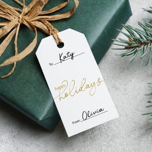 Modificabile da a a Etichette regalo di Natale minimaliste, Pacchetto di etichette appese Happy Holidays stampabili, Modello di etichette Happy Holidays semplici e personalizzate