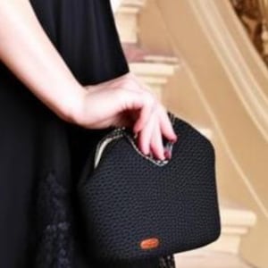 Hand Knitted Black Clutch Purse – Vintage Style Crochet Evening Bag with Metal Frame, Elegant Handmade Gift for Women, Formal Accessory