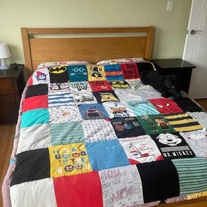 Custom Memory Quilt | Handmade from Your Clothes | Personalized Keepsake Memorial Blanket | Gift for Families