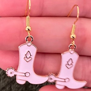 Cowgirl boot earrings (pink/white)