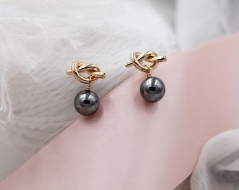 Jeelow Elegant Knotted Gold-Plated Drop Earrings with Swarovski Black Or White Pearls