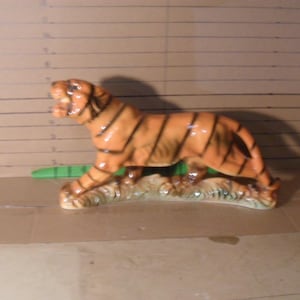 Vintage Tiger Lamp - Etsy