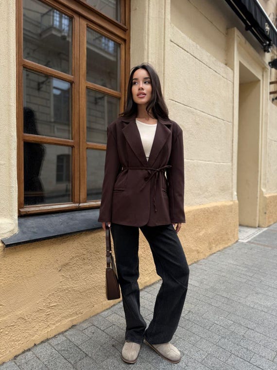 Oversized Brown Blazer With Belt: Structured Business Casual