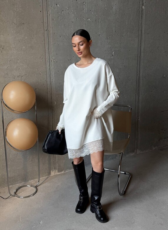 oversized sweatshirt dress outfit If You Love An Oversized Sweater, Then You'll Love This Sweater Dress For Fall