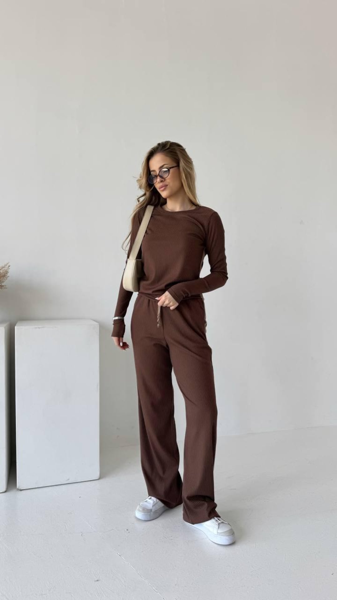 【新品未開封 在庫ラスト】RIB KNIT LOUNGE SET / BROWN Lounge Set: Chocolate Ribbed Knit - Long Sleeve Top & Wide Pants