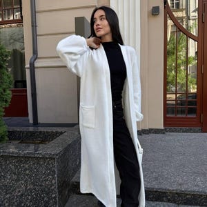 Gilet oversize en alpaga : maille blanche douce (long, coupe décontractée)