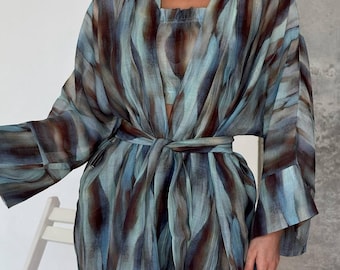 Sheer Watercolor 3-Piece Set – Flowy Kimono, Shorts and Top – Lightweight Summer Coord Bridesmaid Robes