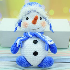Baby gift Pregnancy announcement gift Baby shower gift Newborn gift Plush snowman Christmas gift Snowman toy Handmade toy Unique baby toy