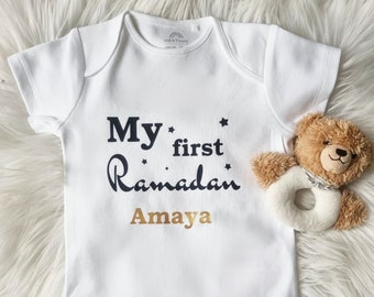 Babylichaam gepersonaliseerd, Mijn eerste Ramadan 2024 Eid Mubarak Ramadan Kareem, cadeau voor geboorte of babyfeestje, met naam in goud, katoen