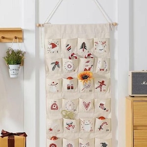 Personalisierbarer Adventskalender zum Befüllen, Kinder, Stoff, Tüten, groß xxl, Holz, Idee für Weihnachten 2023, wiederverwendbar Beige ohne Namen