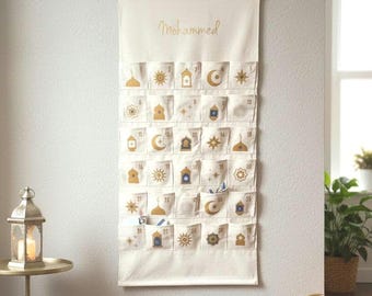 Personalized Ramadan calendar, fillable, fabric, for hanging with wooden rod, reusable (Beige Gold), Ramadan Kareem